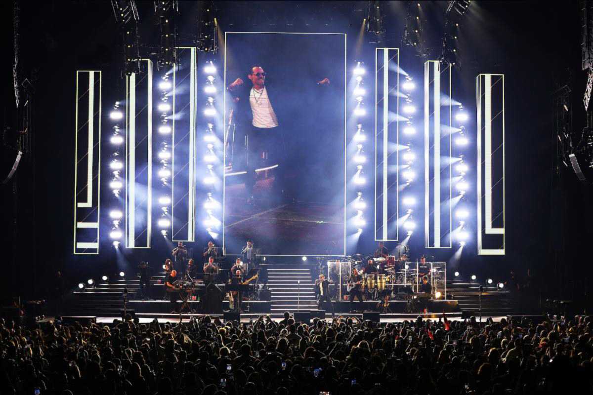 The tour will culminate at The Forum in Los Angeles a week before Christmas.