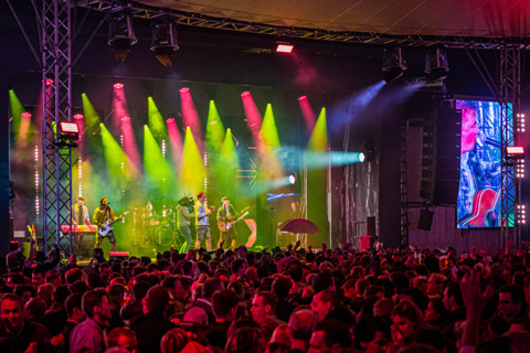 A mix of Infinity Furion S-401 Spots and Infinity iW-1941 RDM moving heads provided sweeping wash effects for the festival stage