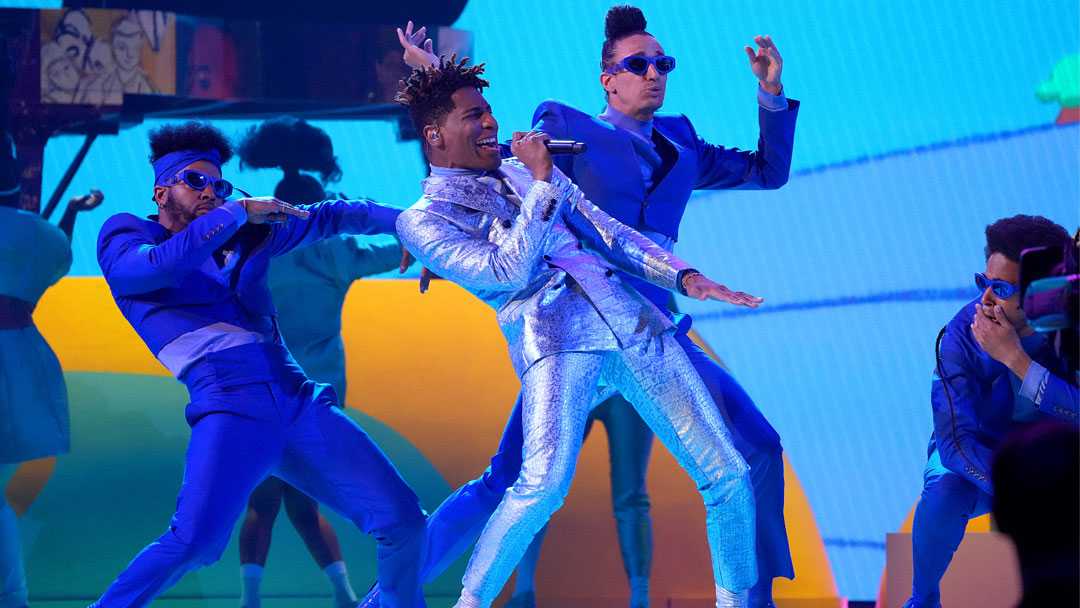 Jon Batiste onstage at MGM Grand Garden Arena in Las Vegas (photo: Kevin Mazur/Getty Images)