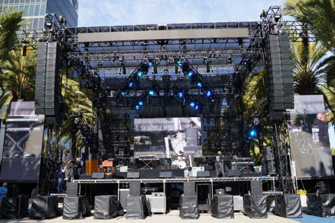 The Grand Plaza Stage is located directly outside the main convention centre entrance