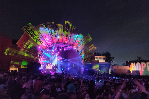 In addition to the Rave Tree, the Greenpeace Area featured the Sun Stage, which hosted a variety of artists