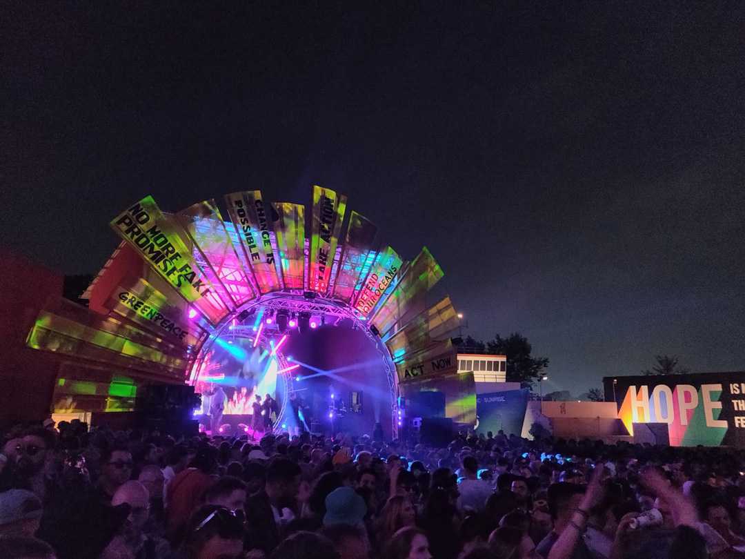 In addition to the Rave Tree, the Greenpeace Area featured the Sun Stage, which hosted a variety of artists