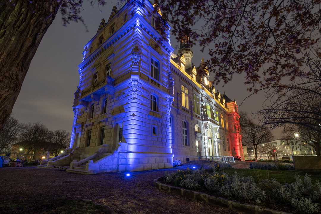 A major challenge was mounting the fixtures in the right places for optimal lighting effect (Olivier Hannauer - La Chouette Photo)