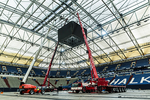Europe's largest video cube in the Schalke Stadium (photo: Robert Wilkos)