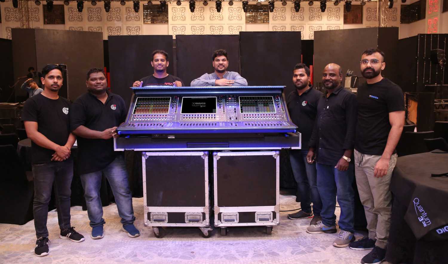 The PP Sound Light Production team plus Quantum