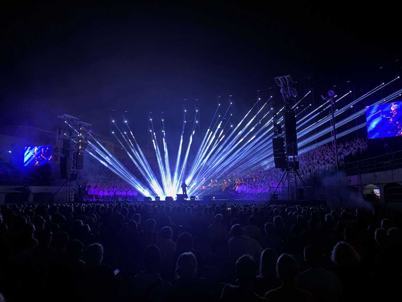 This year's event, honouring Pascal Obispo, took place in the Temperas Arena in Alès (photo: Léon Van Empel)