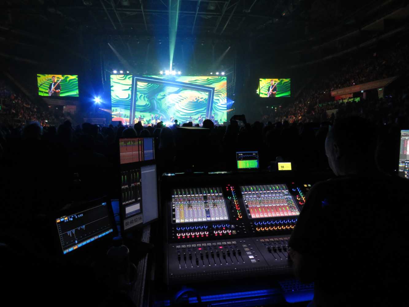 DiGiCo Quantum 338 consoles took up both the front of house and monitor positions