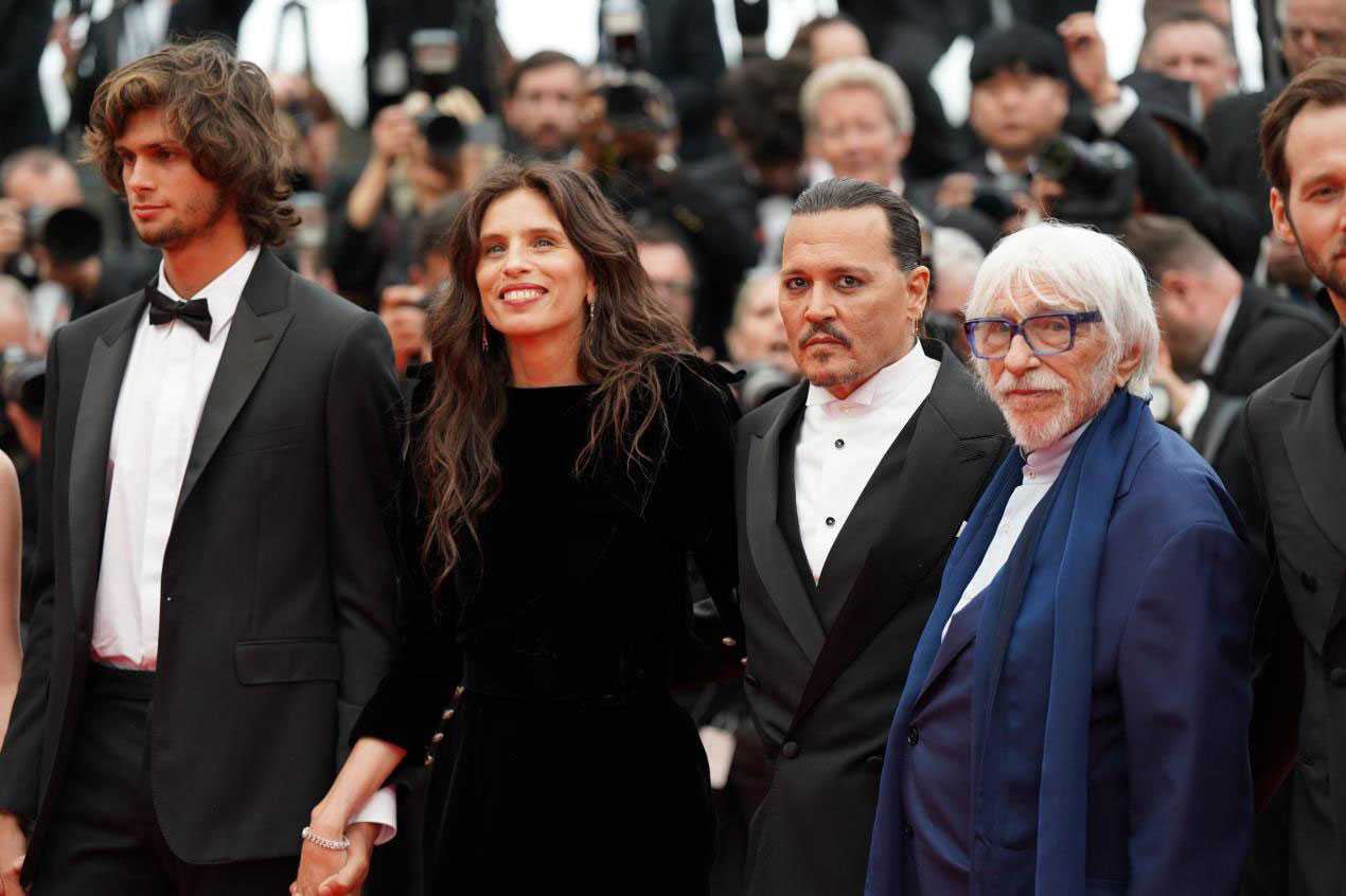 Cast members from Jeanne du Barry (Diego Le Fur, Maïwenn, Johnny Depp, Pierre Richard) (photo: Amandine Goetz)