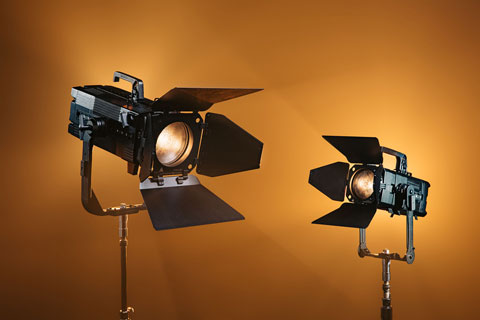 Both sizes of Astera Fresnel have a four-leaf barn door system that can be extended to eight leaves