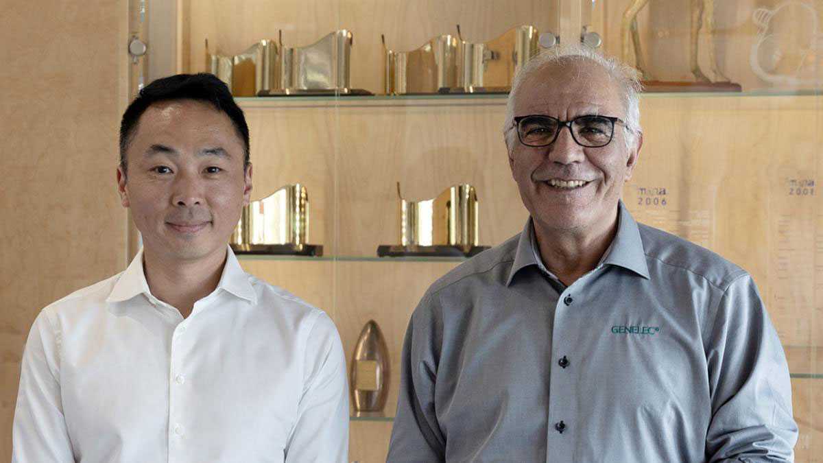 Broadcast Professional Group CEO Gary Goh (l) and Genelec managing director Siamäk Naghian