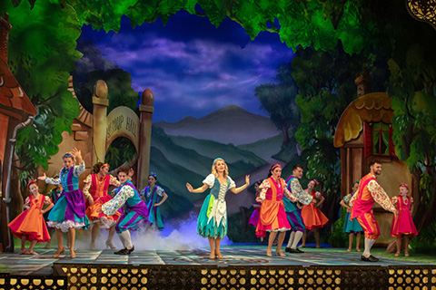 Cinderella at the Malvern Festival Theatre (photo: Lisa Roberts)