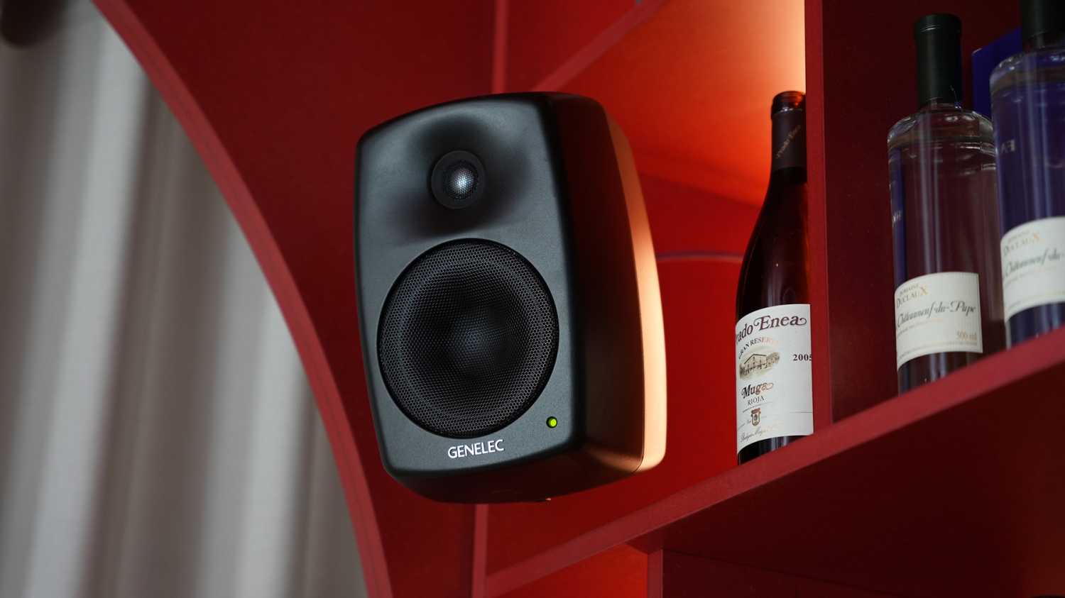 Tallinn wine bar gets Smart with Genelec