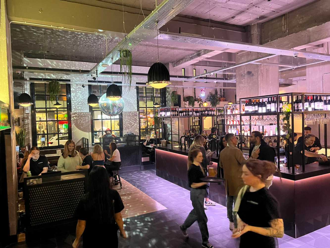 Manchester night spot opens with Outline - LSi Online